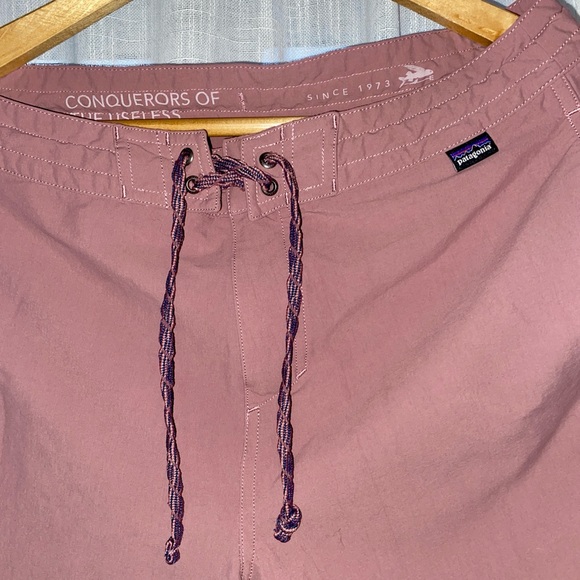 Men's Patagonia Wavefarer Board Shorts - Size 31 - Picture 2 of 6